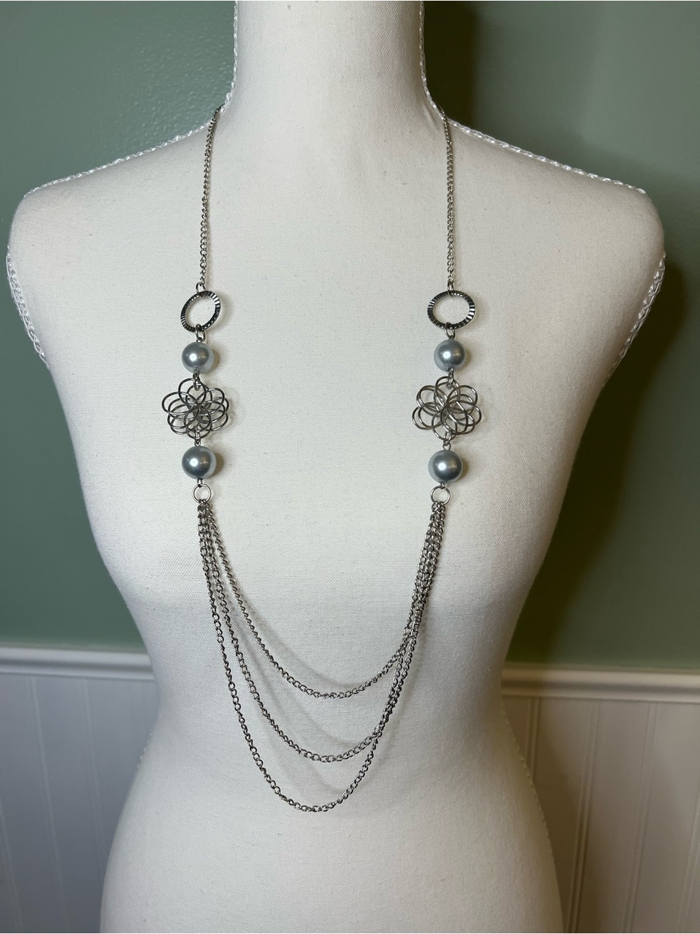Silver-Tone Multichain Necklace with Gray Pearl Accents